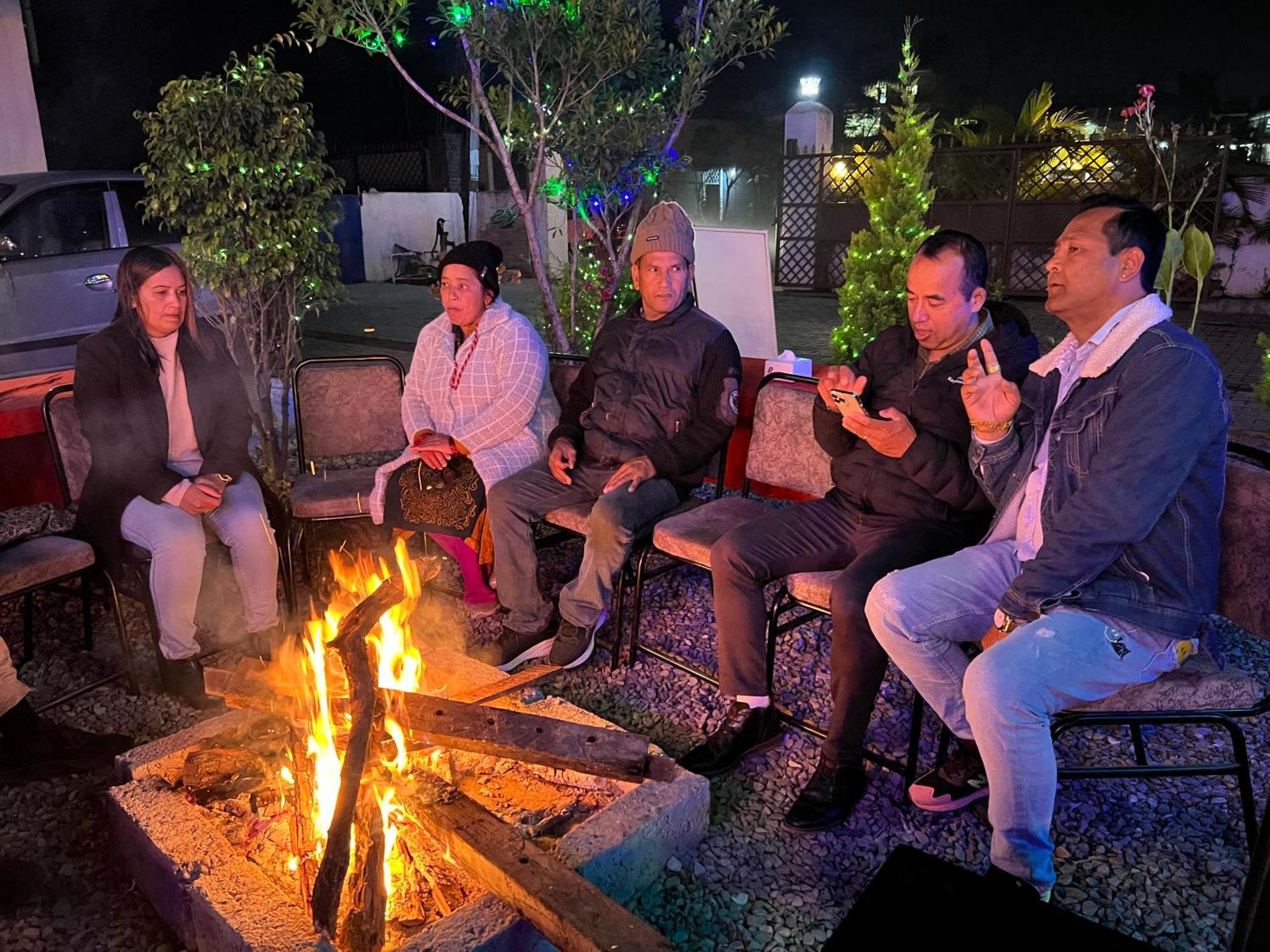 Ama Garden Sauraha Hotel Buitenkant foto