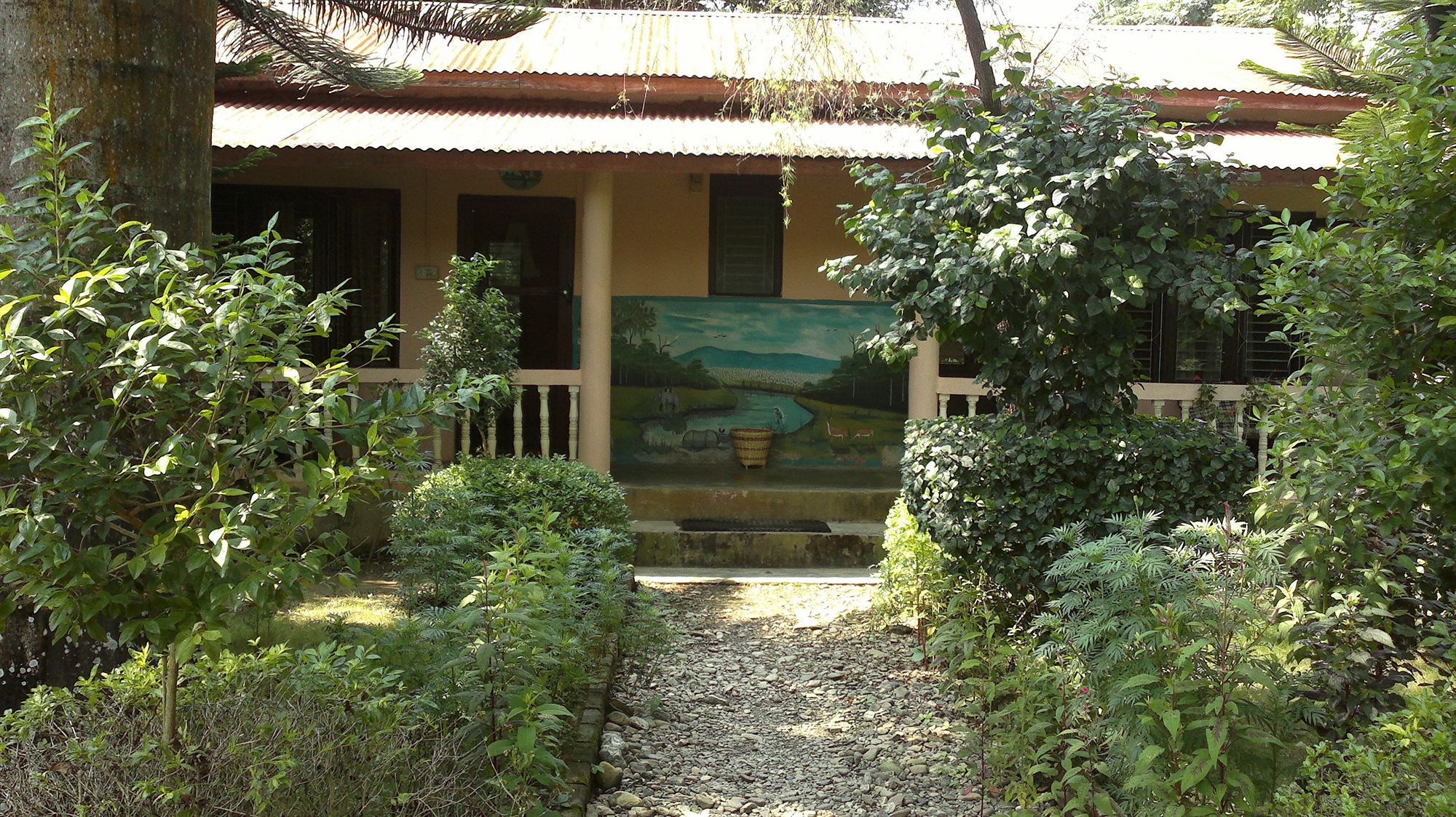 Ama Garden Sauraha Hotel Buitenkant foto